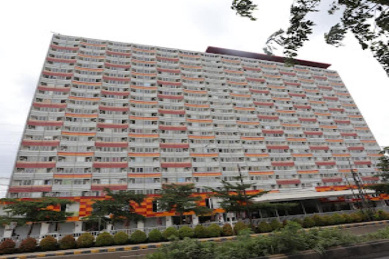 Oyo Life 92859 Biant House Bekasi